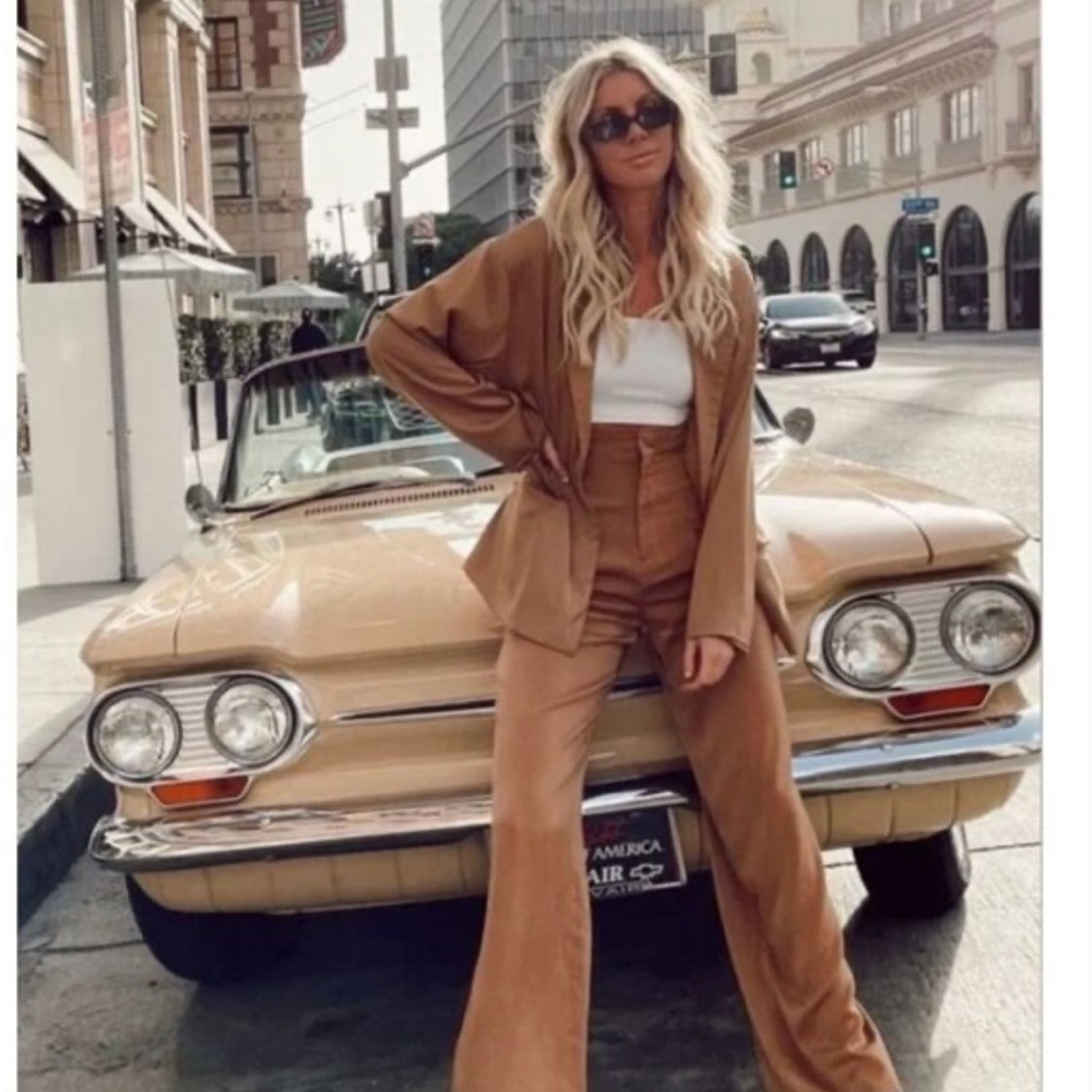 ✨Host Pick✨ 12th Tribe x The Salty Blonde Satin Blazer Orange/Rust size S (NWT)